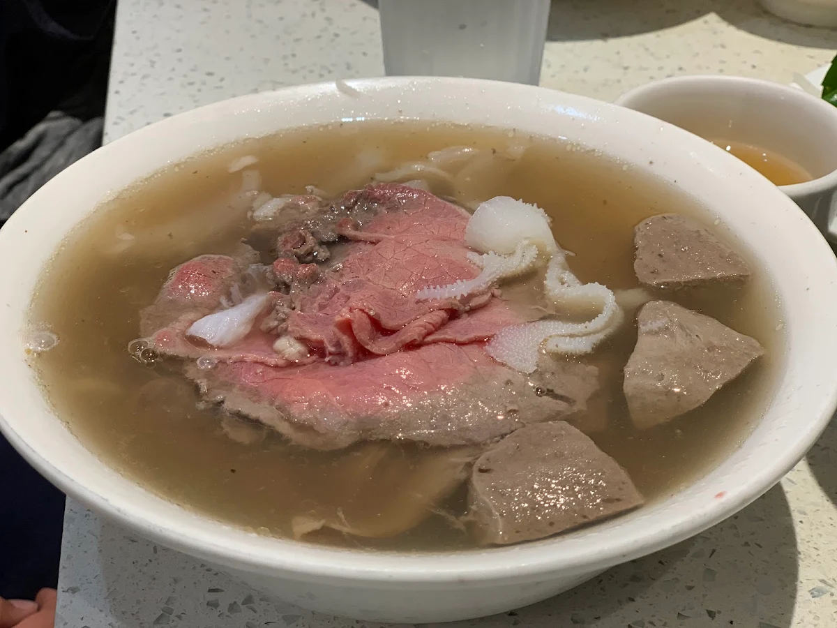 熟 牛肉 牛丸 河粉, Thai Son